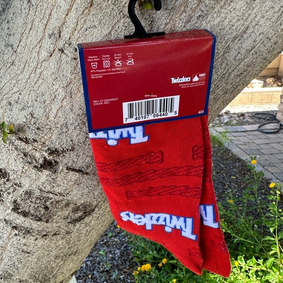 NWT Twizzlers Crew Socks. Men Shoe Size 6-12 - Picture 5 of 8